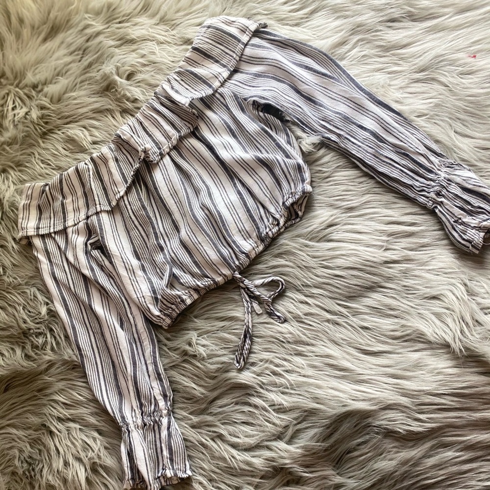 Stripped off shoulder top